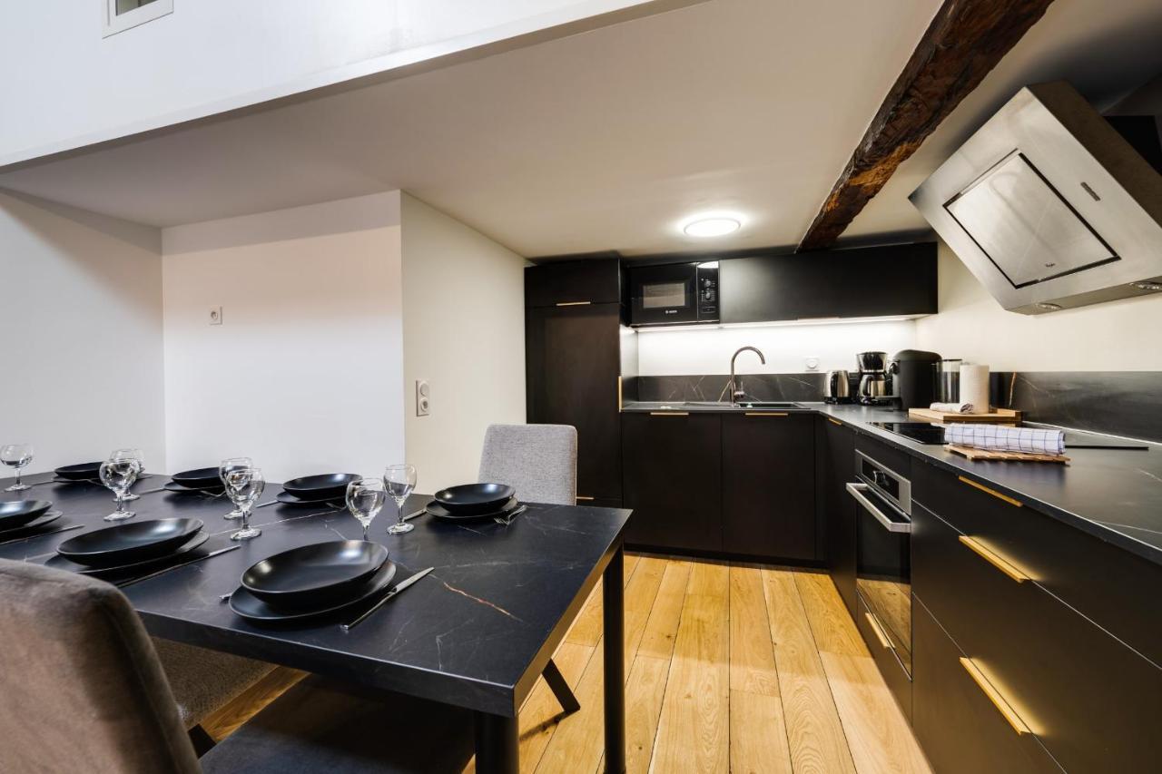 Le Septqatre - Grand Triplex Au Coeur De La Vieille Ville อานซี ภายนอก รูปภาพ